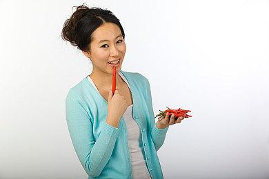 七夕之约！互动影游《名利场：我被好莱坞美女潜规则了》定档9月5日